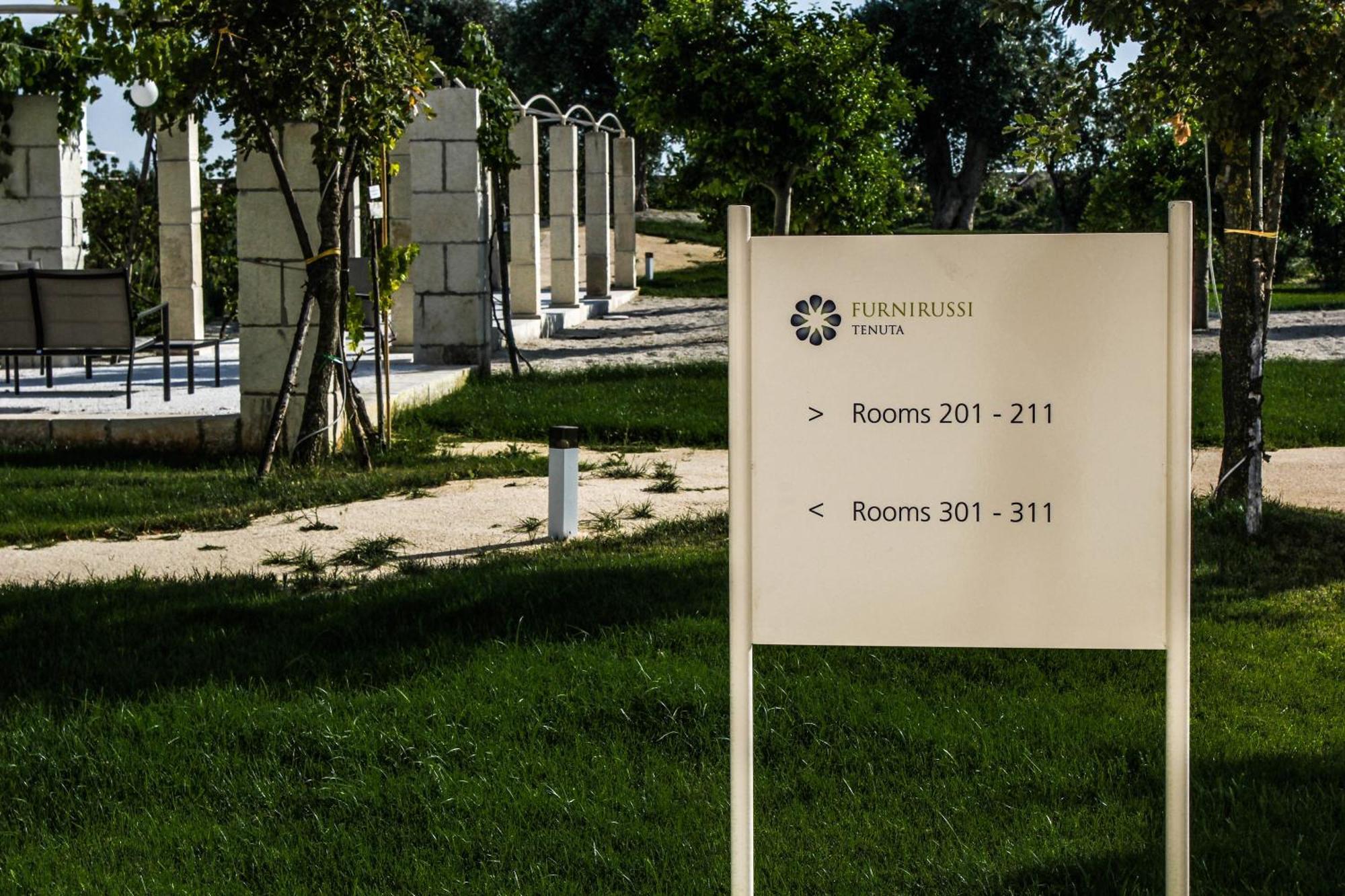 Furnirussi Tenuta Carpignano Salentino Kültér fotó